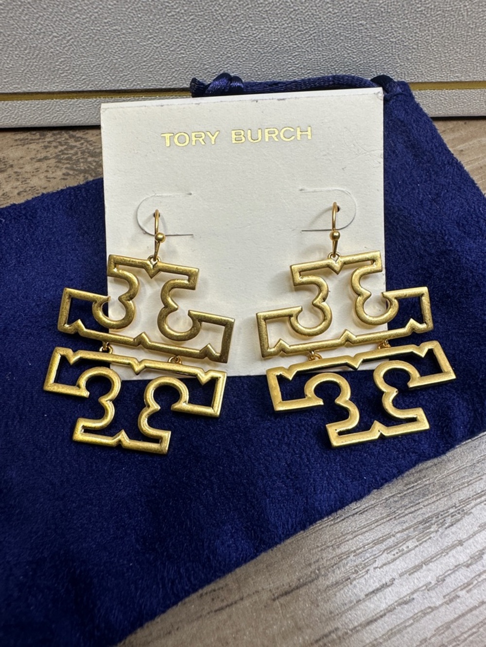 Tory Burch Britten Logo Drop earrings new with dust bag